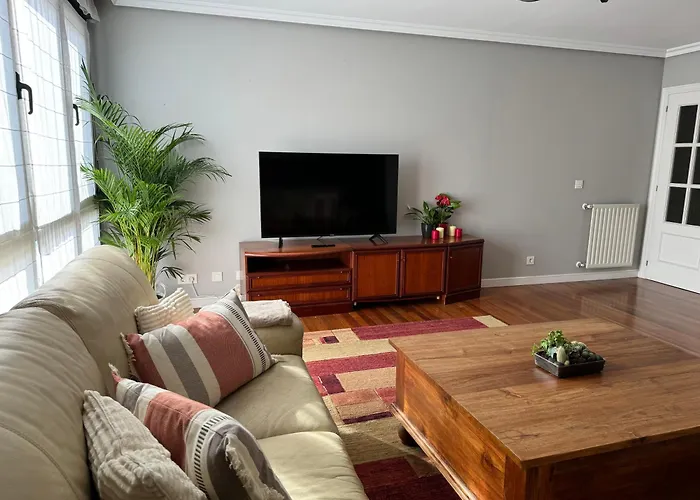 Sunny Apartment, Near Coast.